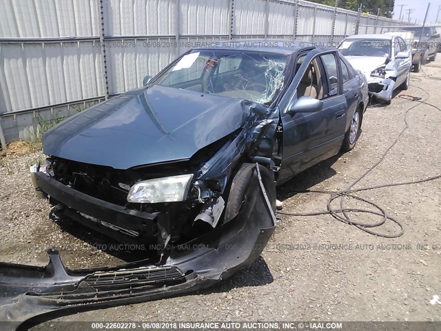 4T1BG22K8YU734321 - 2000 TOYOTA CAMRY CE/LE/XLE 蓝色 照片 2