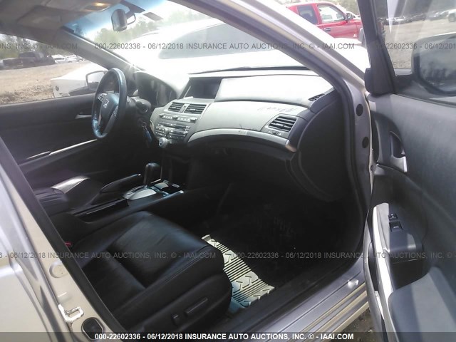 1HGCP36878A051865 - 2008 HONDA ACCORD EXL SILVER photo 5