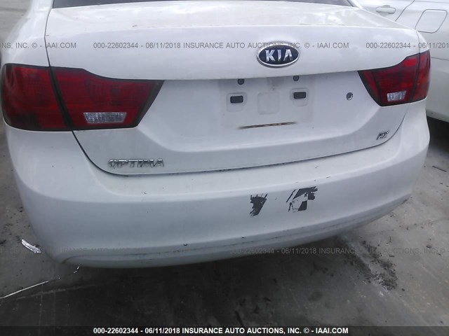 KNAGE228195340320 - 2009 KIA OPTIMA LX/EX WHITE photo 6