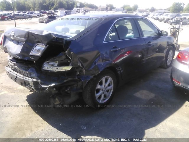 4T1BF3EKXBU655518 - 2011 TOYOTA CAMRY SE/LE/XLE GRAY photo 4