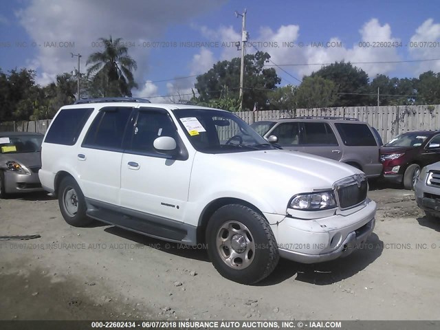 5LMEU27A5YLJ40844 - 2000 LINCOLN NAVIGATOR 白色 照片 1