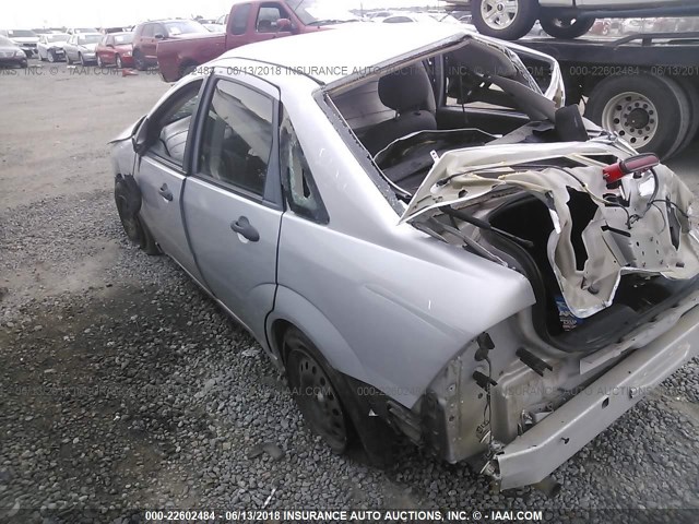 1FAFP34N97W332657 - 2007 FORD FOCUS ZX4/S/SE/SES SILVER photo 3