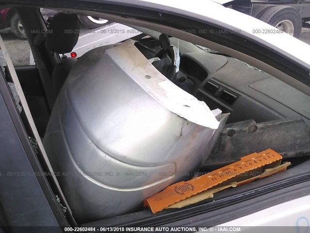 1FAFP34N97W332657 - 2007 FORD FOCUS ZX4/S/SE/SES 银色 照片 5