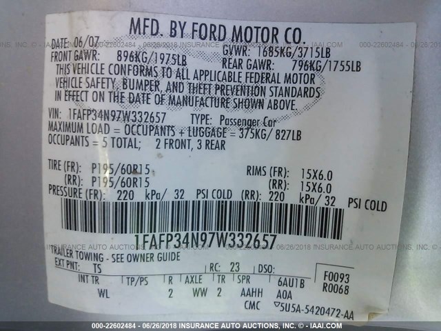 1FAFP34N97W332657 - 2007 FORD FOCUS ZX4/S/SE/SES 银色 照片 9