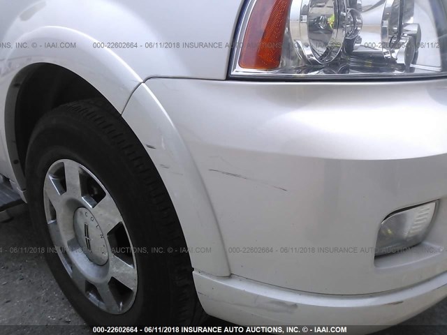 5LMFU27525LJ19064 - 2005 LINCOLN NAVIGATOR CREAM photo 6