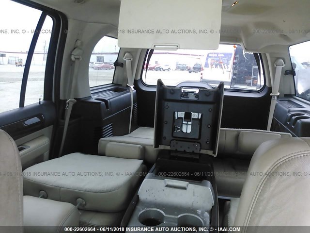 5LMFU27525LJ19064 - 2005 LINCOLN NAVIGATOR CREAM photo 8