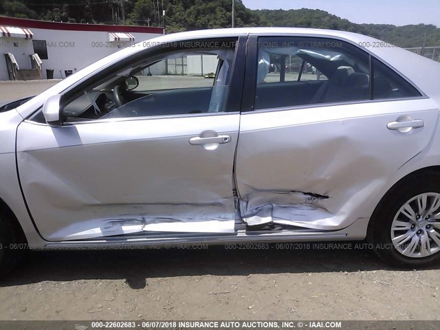 4T1BF1FK2EU329123 - 2014 TOYOTA CAMRY L/SE/LE/XLE 银色 照片 6