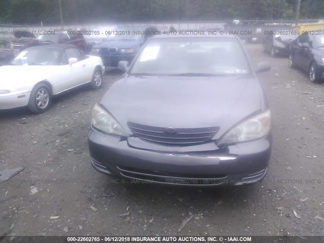 JTDBE32K520014165 - 2002 TOYOTA CAMRY LE/XLE/SE Boz foto 6