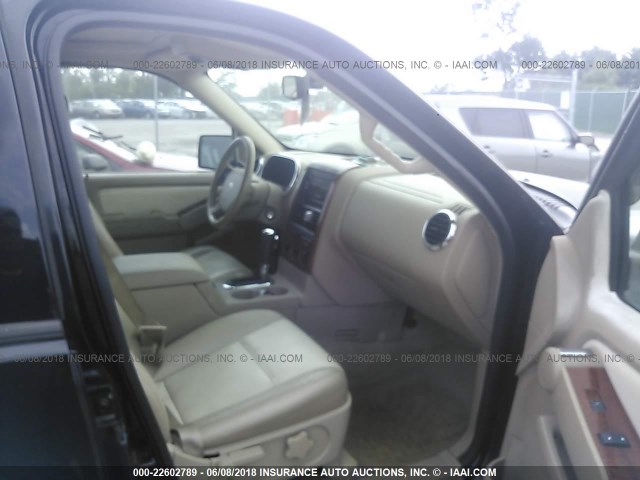 1FMEU74857UB37498 - 2007 FORD EXPLORER EDDIE BAUER BLACK photo 5