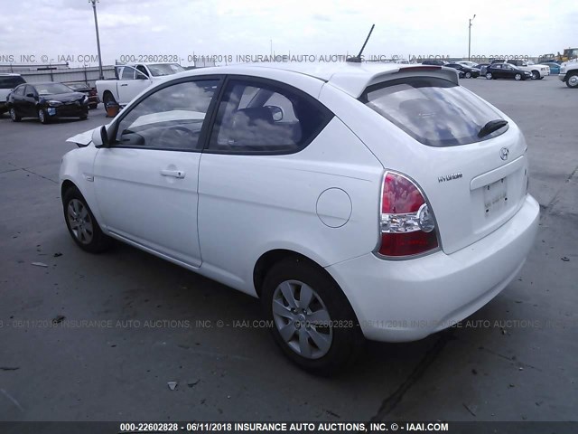 KMHCM3AC4AU184442 - 2010 HYUNDAI Accent BLUE/GS WHITE photo 3