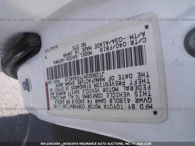 JT2BG22K7Y0424018 - 2000 TOYOTA CAMRY CE/LE/XLE WHITE photo 9