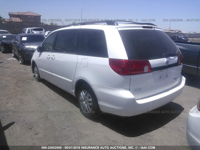 5TDZK23C28S191318 - 2008 TOYOTA SIENNA CE/LE WHITE photo 3