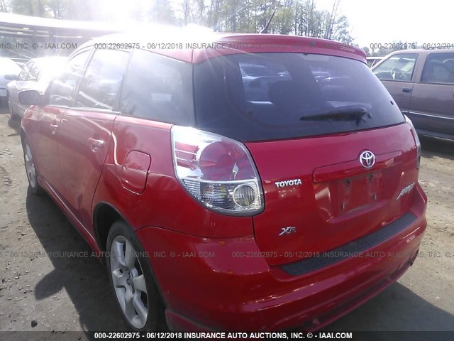 2T1KR32E85C369565 - 2005 TOYOTA COROLLA MATRIX XR RED photo 3