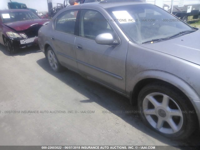 JN1CA31A8YT023445 - 2000 NISSAN MAXIMA GLE/GXE/SE SILVER photo 6