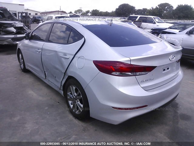 5NPD84LF3HH187489 - 2017 HYUNDAI ELANTRA SE/VALUE/LIMITED SILVER photo 3