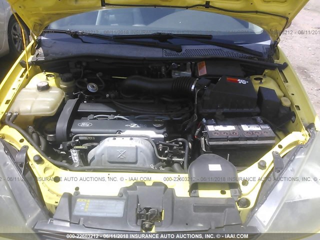3FAFP31374R122267 - 2004 FORD FOCUS ZX3 YELLOW photo 10
