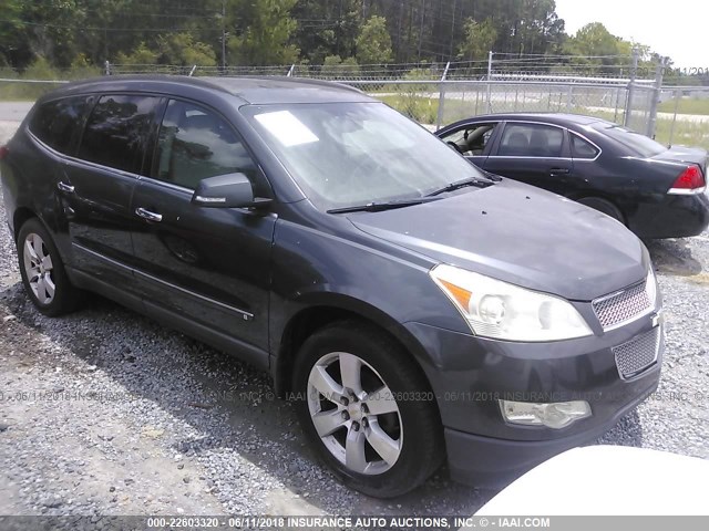 1GNER33D09S136956 - 2009 CHEVROLET TRAVERSE LTZ GRAY photo 1