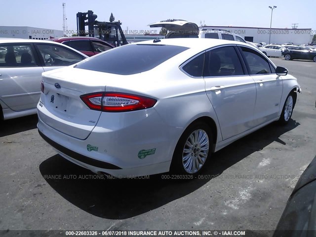 3FA6P0PU2GR229309 - 2016 FORD FUSION SE PHEV WHITE photo 4