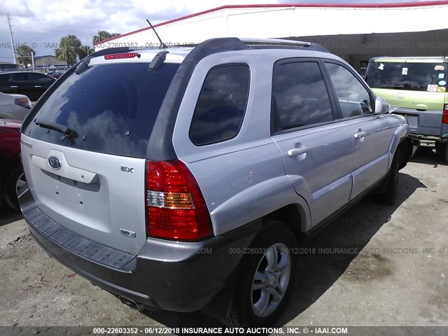 KNDJF723X67153648 - 2006 KIA NEW SPORTAGE  SILVER photo 4