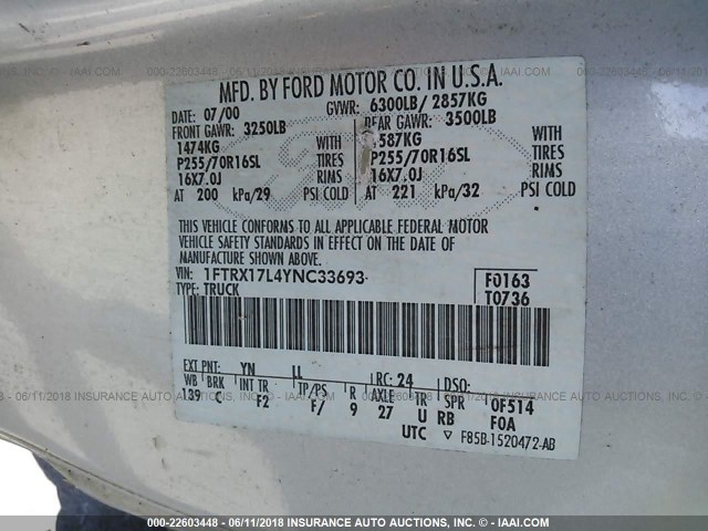 1FTRX17L4YNC33693 - 2000 FORD F150 ვერცხლისფერი ფოტო 9