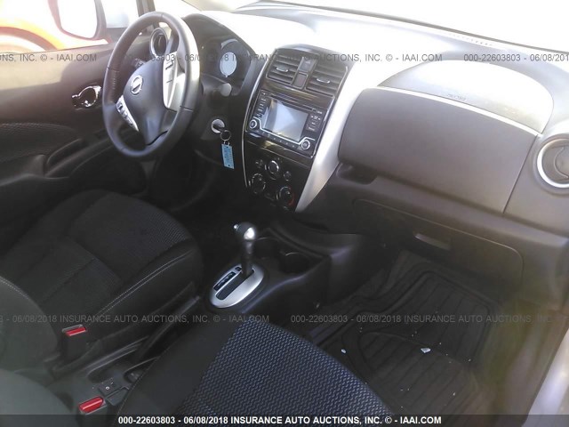 3N1CE2CP6GL408988 - 2016 NISSAN VERSA NOTE S/S PLUS/SV/SL/SR SILVER photo 5