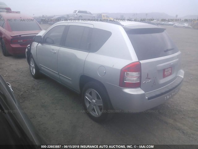 1J4NF4FB8AD591462 - 2010 JEEP COMPASS SPORT SILVER photo 3