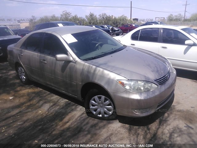 4T1BE32KX6U122887 - 2006 TOYOTA CAMRY LE/XLE/SE ოქროსფერი ფოტო 1