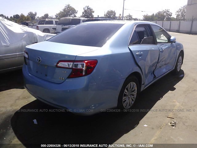 4T1BD1FK1DU074887 - 2013 TOYOTA CAMRY HYBRID/LE/XLE Light Blue photo 4