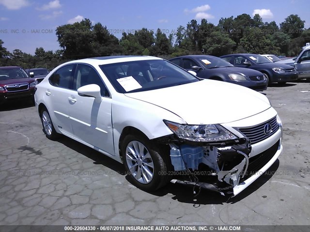 JTHBW1GG9D2012012 - 2013 LEXUS ES 300H WHITE photo 1