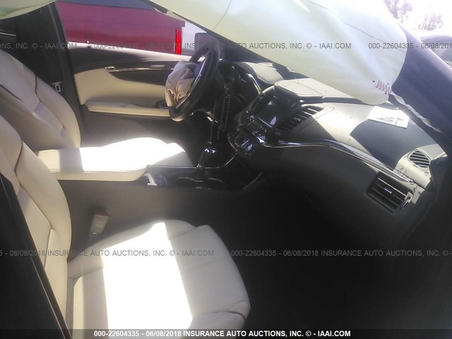 2G1125S32J9152655 - 2018 CHEVROLET IMPALA PREMIER შავი ფოტო 5