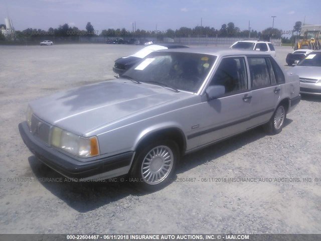 YV1JS8702NA091514 - 1992 VOLVO 940 GLE SILVER photo 2