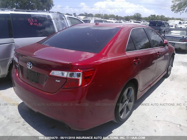 4T1BF1FKXCU624306 - 2012 TOYOTA CAMRY SE/LE/XLE წითელი ფოტო 4