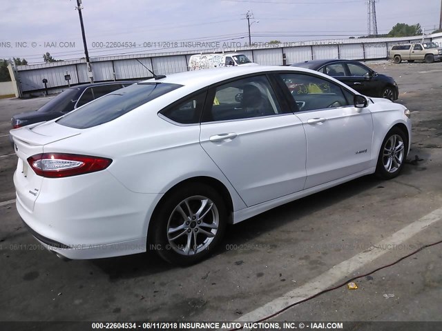 3FA6P0LU8GR262692 - 2016 FORD FUSION SE HYBRID WHITE photo 4