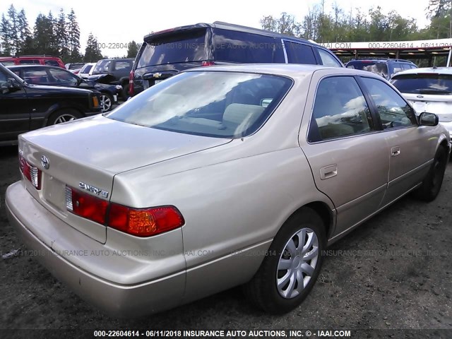 4T1BG22K4YU682332 - 2000 TOYOTA CAMRY CE/LE/XLE ოქროსფერი ფოტო 4