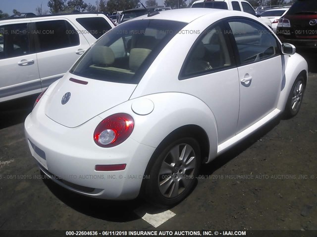 3VWRG3AG5AM013306 - 2010 VOLKSWAGEN NEW BEETLE 白色 照片 4