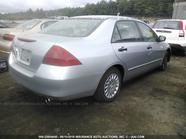 1HGCM55156A125919 - 2006 HONDA ACCORD VALUE SILVER photo 4