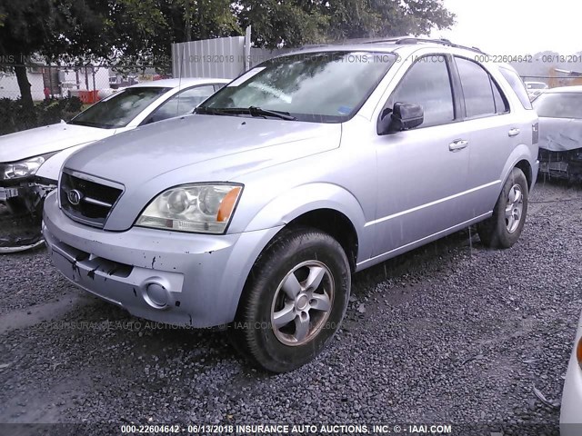 KNDJD733065540063 - 2006 KIA SORENTO EX/LX SILVER photo 2