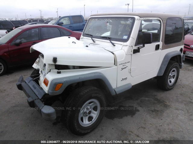 1J4FA49S4YP723138 - 2000 JEEP WRANGLER / TJ SPORT WHITE photo 2