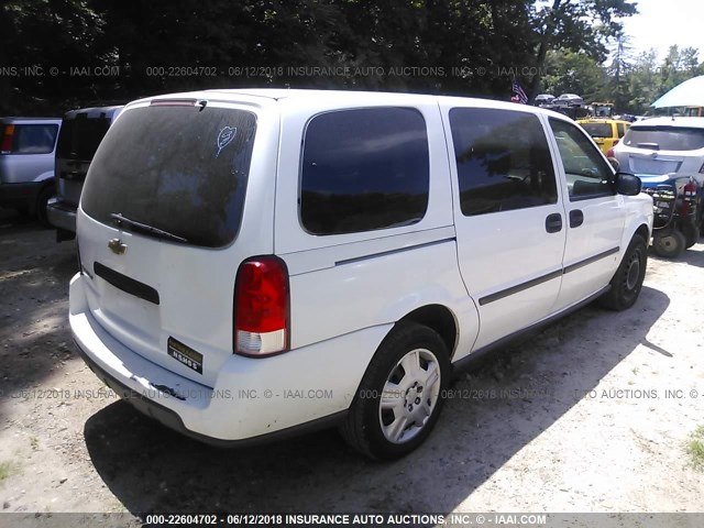 1GNDV23L16D107250 - 2006 CHEVROLET UPLANDER LS WHITE photo 4
