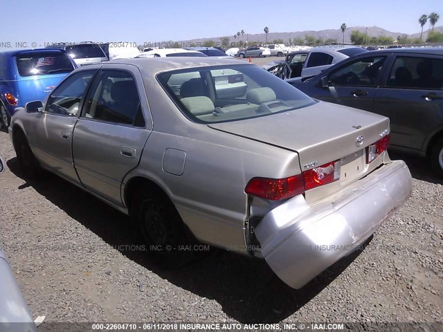 JT2BG22K7Y0530971 - 2000 TOYOTA CAMRY CE/LE/XLE TAN photo 3