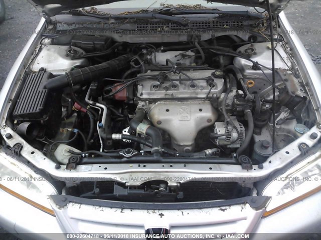 1HGCG56752A159475 - 2002 HONDA ACCORD SE SILVER photo 10