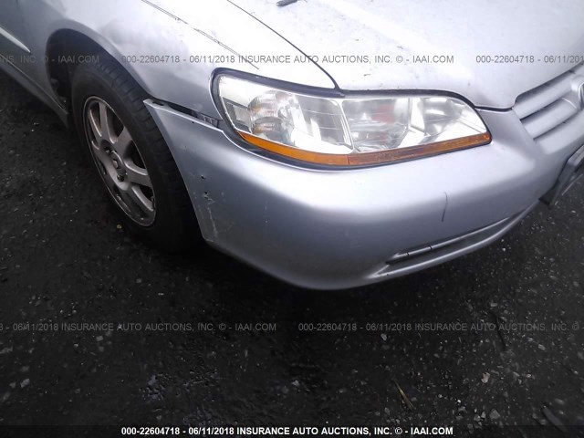 1HGCG56752A159475 - 2002 HONDA ACCORD SE SILVER photo 6