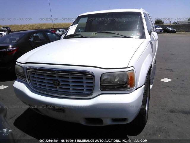 1GYEK13R4YR122989 - 2000 CADILLAC ESCALADE WHITE photo 6