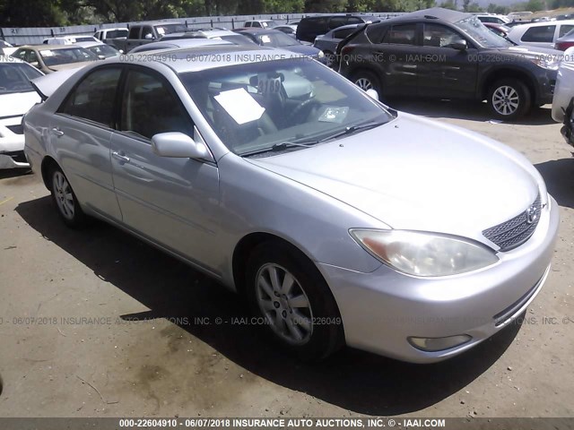 4T1BE30K14U280244 - 2004 TOYOTA CAMRY LE/XLE/SE ვერცხლისფერი ფოტო 1