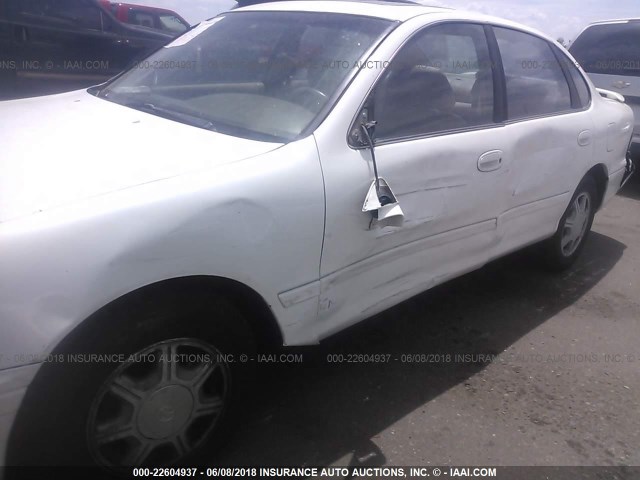 4T1BF12B9TU067247 - 1996 TOYOTA AVALON XL/XLS WHITE photo 6