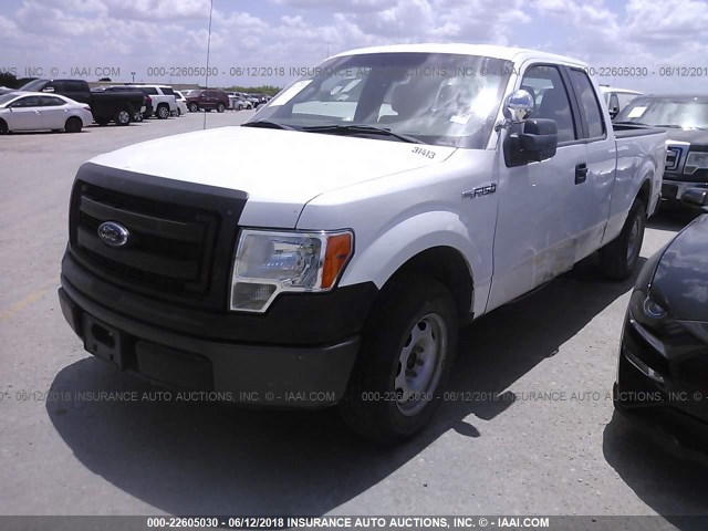 1FTFX1CFXEKG21379 - 2014 FORD F150 SUPER CAB WHITE photo 2