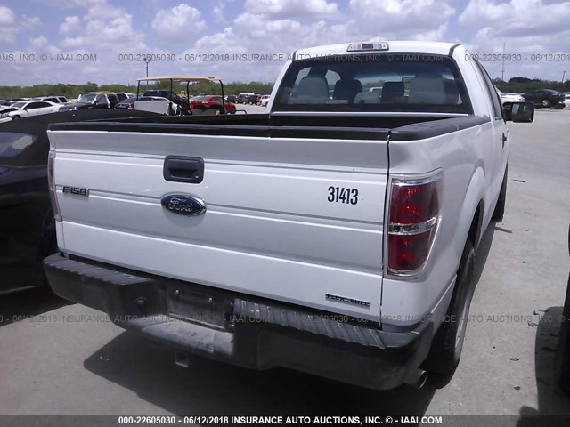 1FTFX1CFXEKG21379 - 2014 FORD F150 SUPER CAB WHITE photo 4