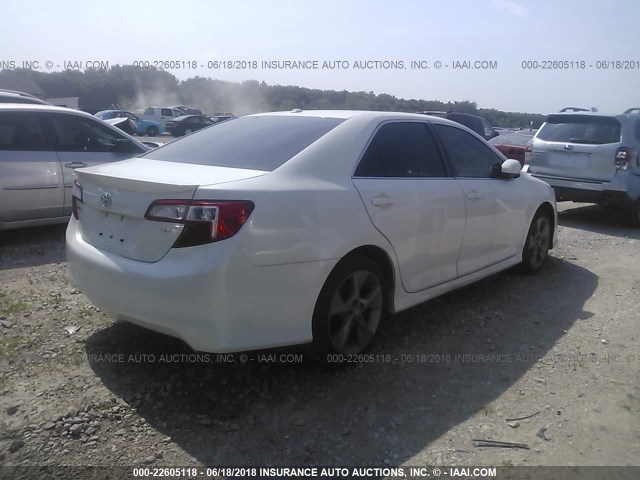 4T1BF1FK4CU632966 - 2012 TOYOTA CAMRY SE/LE/XLE WHITE photo 4