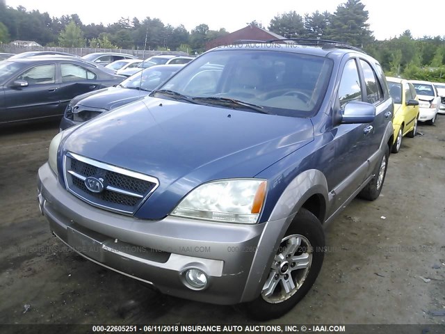 KNDJC733X55444751 - 2005 KIA SORENTO EX/LX BLUE photo 2