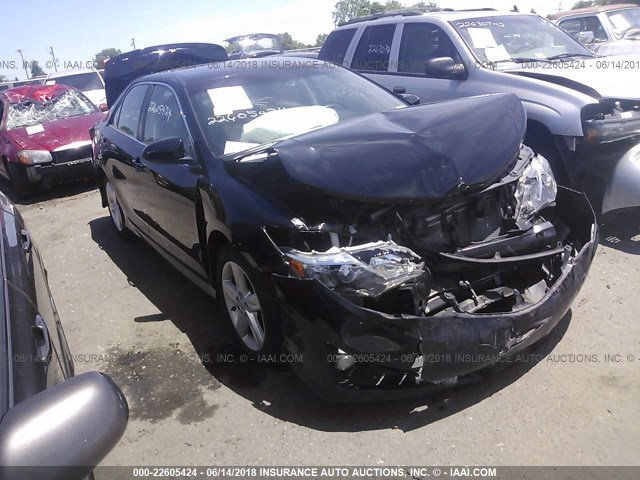 4T1BF1FK0DU647983 - 2013 TOYOTA CAMRY L/SE/LE/XLE BLACK photo 1